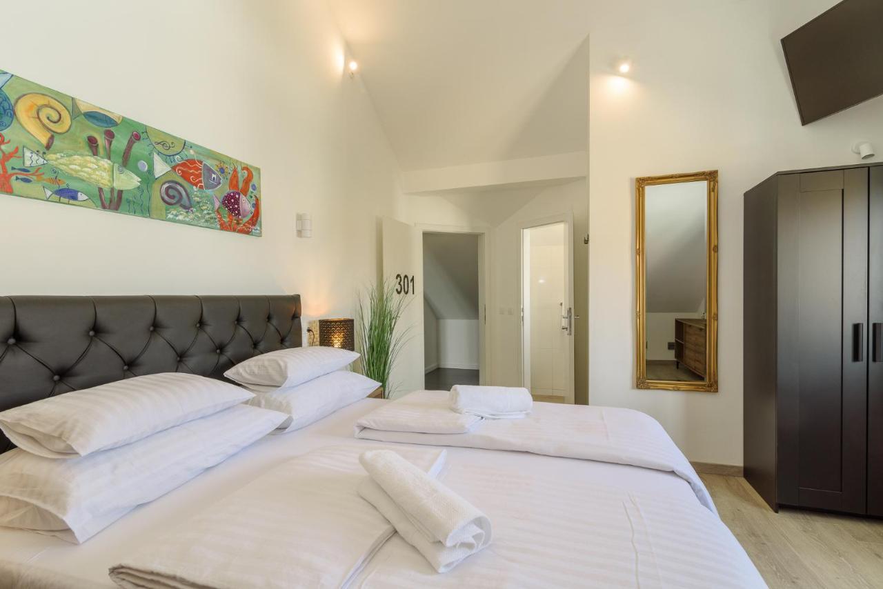 Vila White Trogir Exteriér fotografie