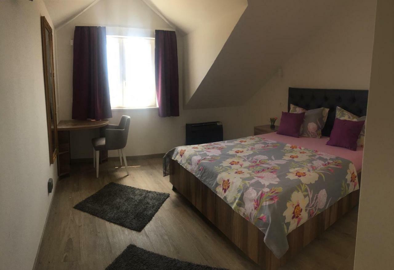 Vila White Trogir Exteriér fotografie